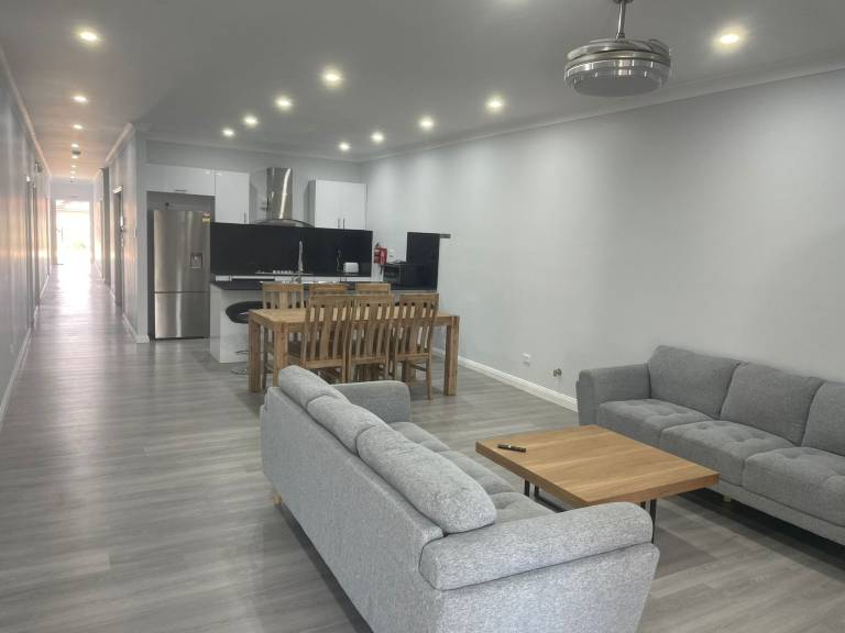 House Rooty Hill
