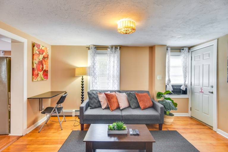 Stunning Brockton Apt < 4 Mi to Westgate Mall! — photo 4
