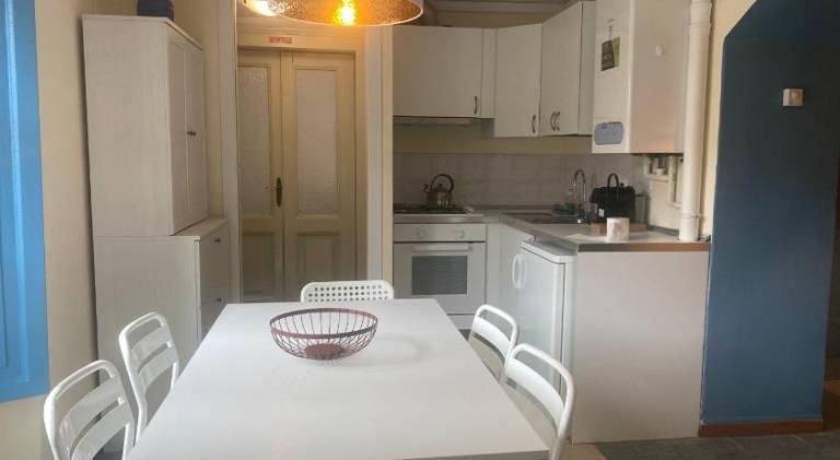 Apartment | Next to Fontana del Delfino — photo 4
