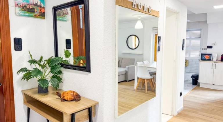 Holiday apartment with patio | Near Aljafería — photo 3
