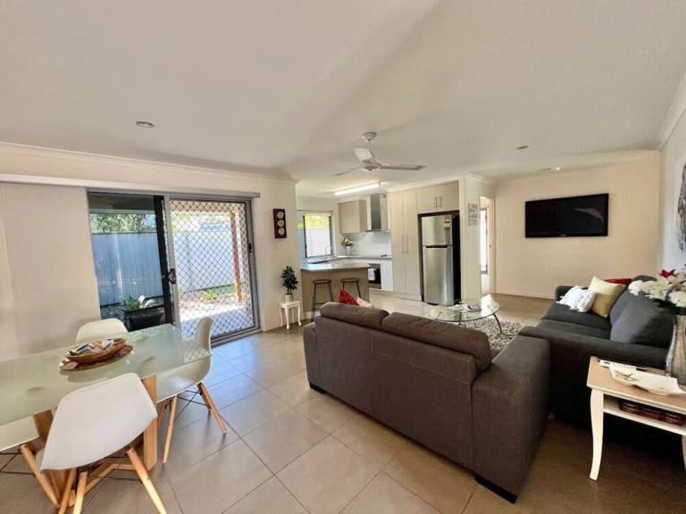 House  Bundaberg Central