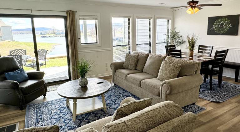Condo North Shore
