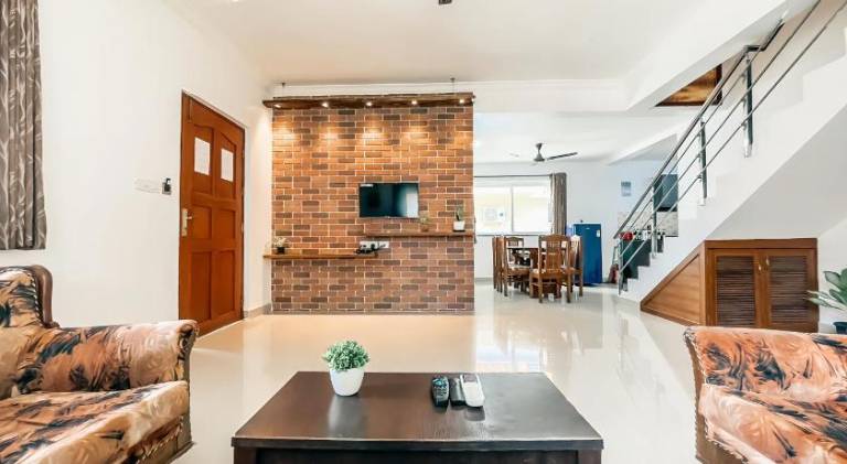 Villa with pool, barbecue & patio | Suitable for remote work — photo 4