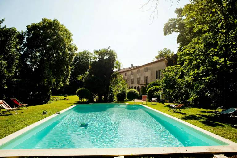 Family-oriented ample vacation home with sauna, yard & terrace | Perfect for remote work | Pets allowed in St.-Rémy-de-Provence