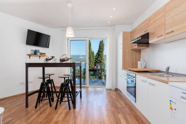 Ferienwohnung in Mastrinka, Trogir f&uuml;r max. 4 Personen