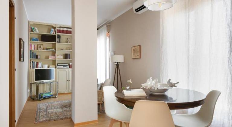 Rental apartment with terrace — photo 2