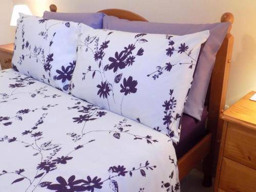 Bed and breakfast  Knock