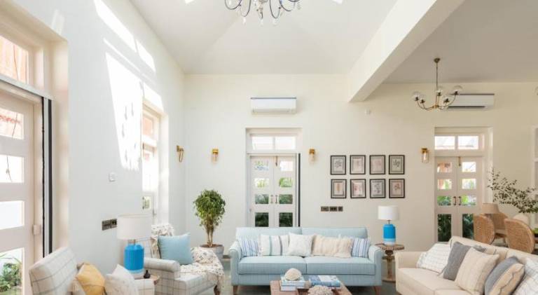 Villa with patio, garden & pool | Pets are welcome in Vagator