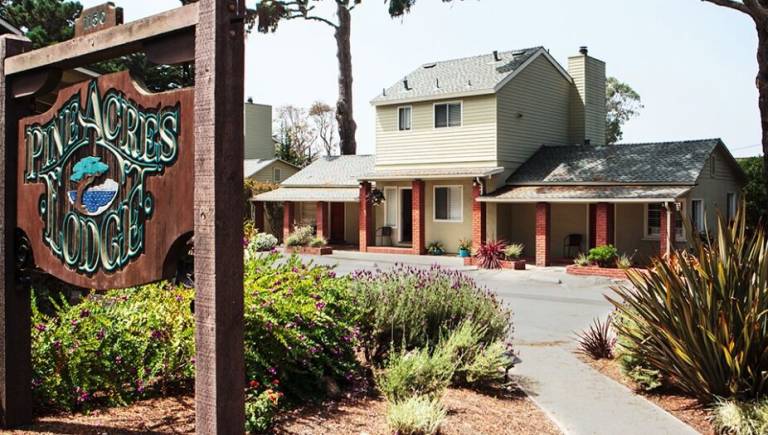Resort  Monterey
