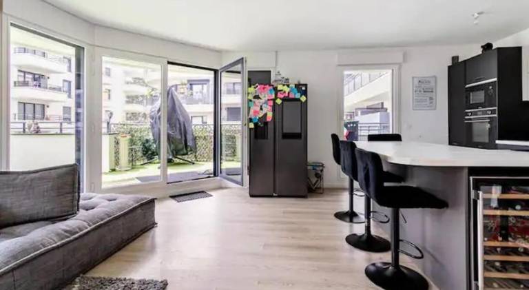 Residence Abraham-Bed&Breakfast Guest Room 2 LaDefense U-Arena Parking Terasse Fibre View — photo 5