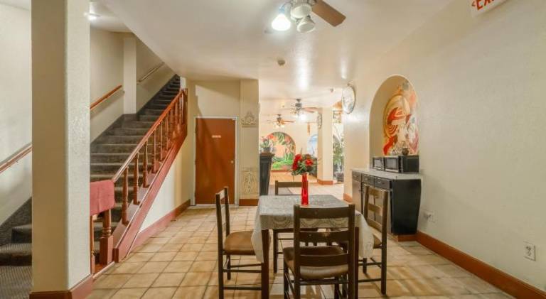 Hotel O Colonial Inn Brownsville Tx — photo 5