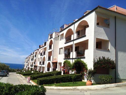 Rental apartment with garden & terrace — photo 4
