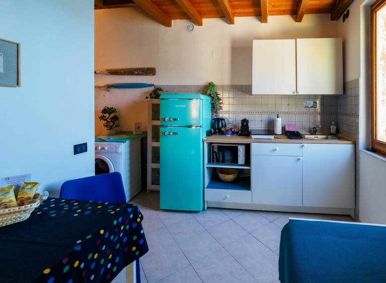 Pleasant rental apartment with patio | Water view | Next to the beach | Pets are welcome — photo 3
