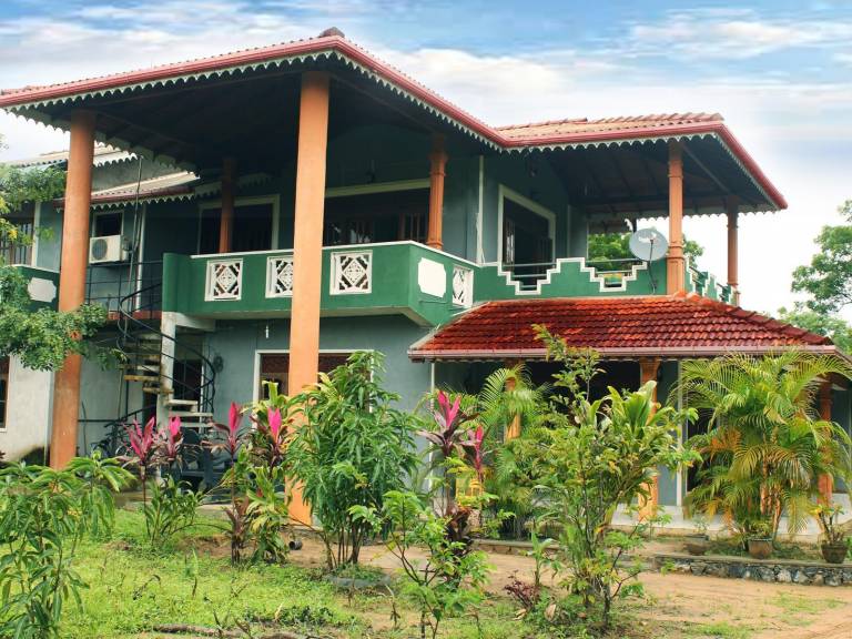 Sinhagiri Villa in Dambulla