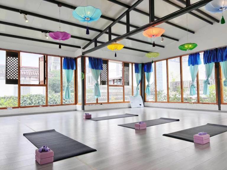 The Lily International Youth Hostel in Dali