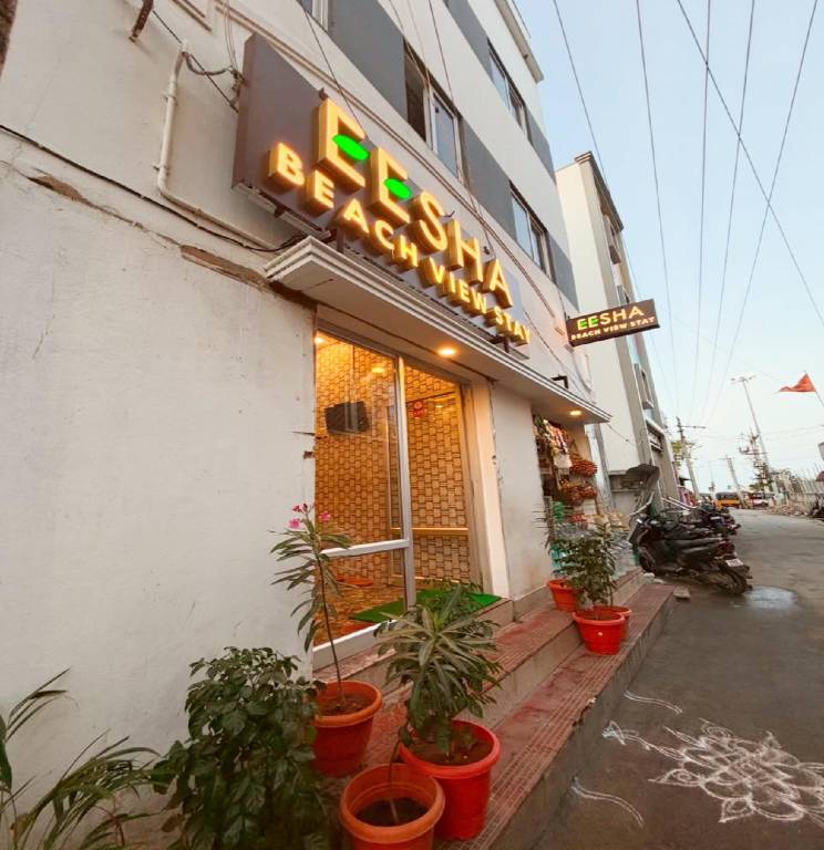 EESHA Beach View Stay Near Beach & Temple