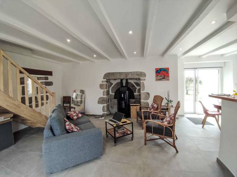 Vacation home with terrace, barbeque & garden — photo 2