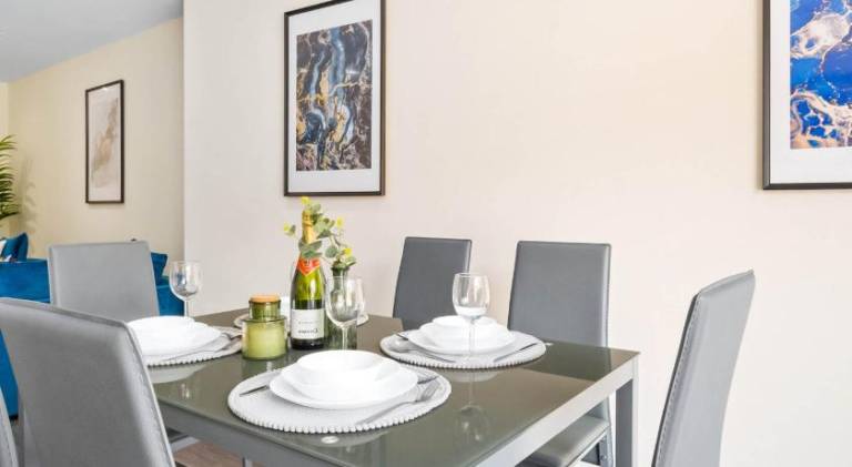 Vacation home with garden — photo 4