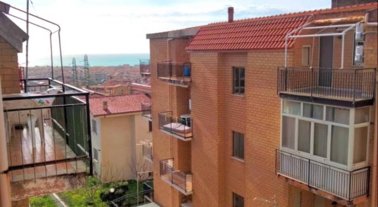 Rental apartment with 2 rooms for 6 persons — photo 3