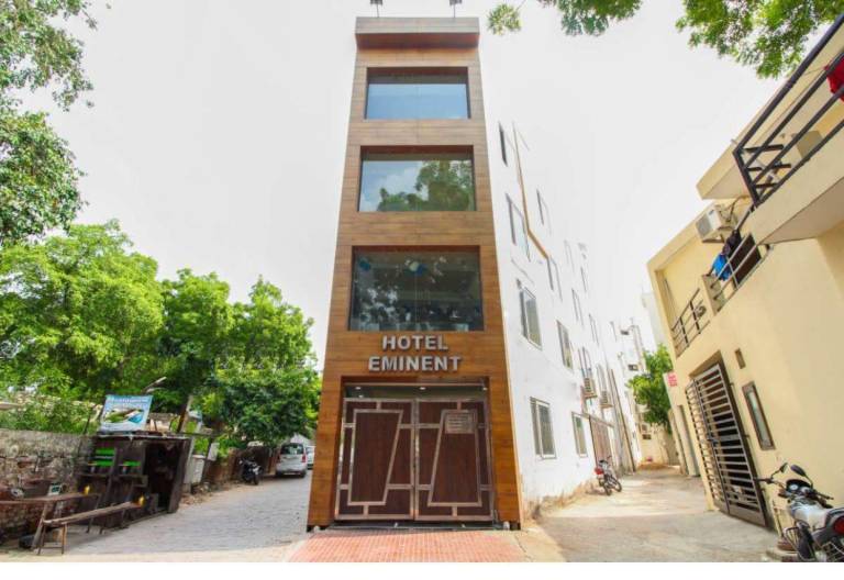 Hotel Eminent