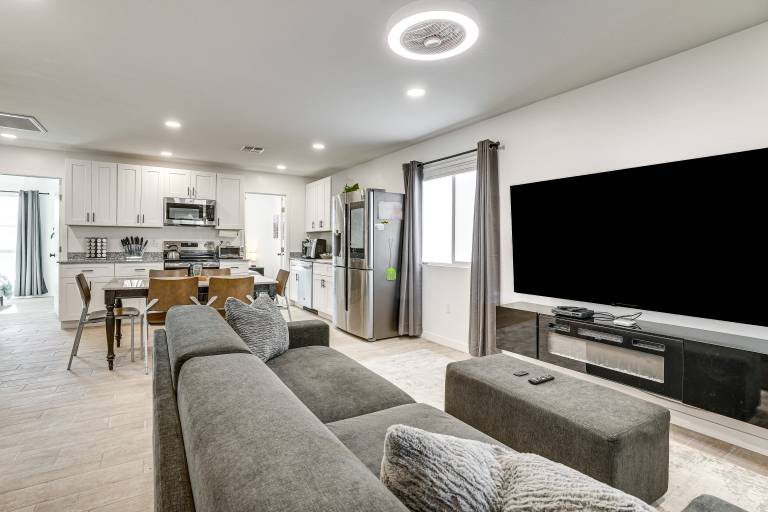 Hike, Golf & Explore: Pet-Friendly Phoenix Casita! — photo 3