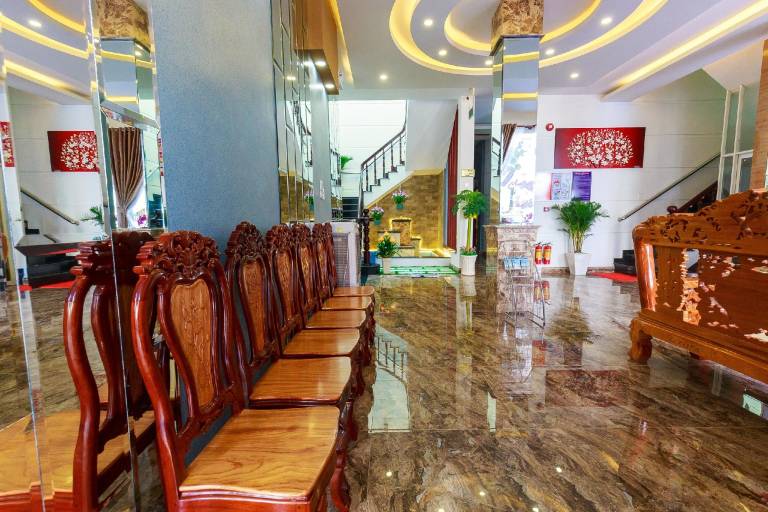 VẠN LỘC HOTEL — photo 3