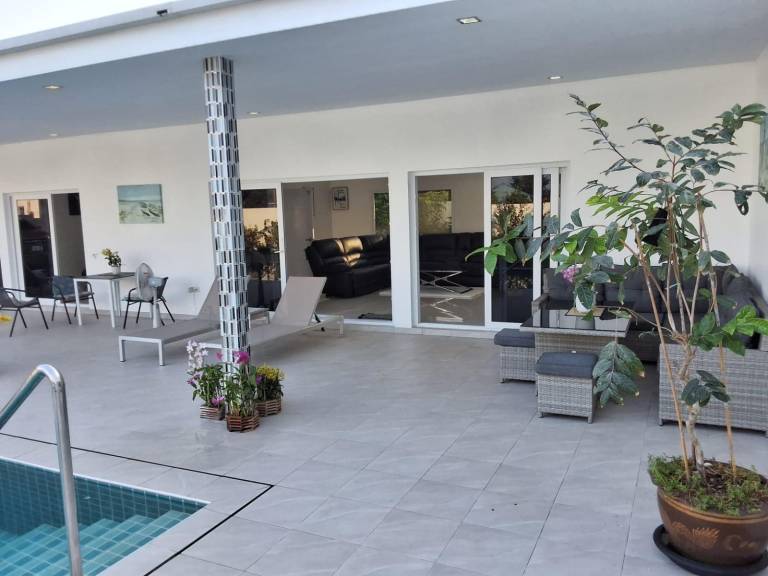 Vacation home with garden, barbecue & pool | Suitable for remote work — photo 2