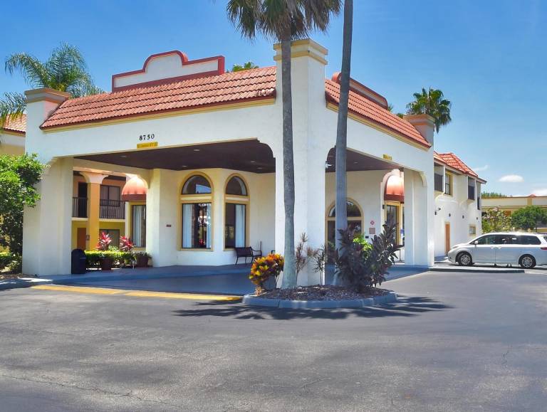 Baymont by Wyndham Orlando East in Orlando, FL