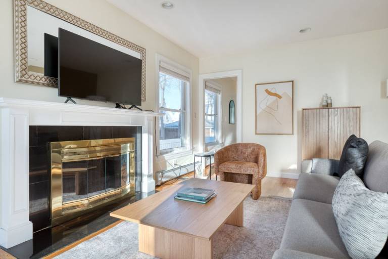 Apartment  Quincy