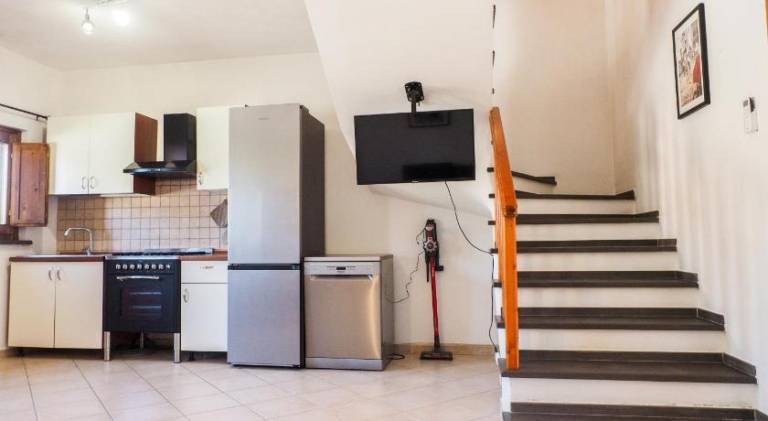 Holiday apartment with 2 rooms for 6 persons — photo 4