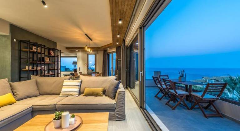 Fully equipped villa with BBQ, garden & private pool | Perfect for remote work | Dogs allowed — photo 2