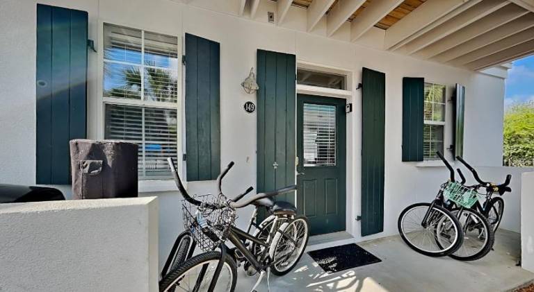 Charming house with pool & jacuzzi | Dogs allowed in Seaside, FL