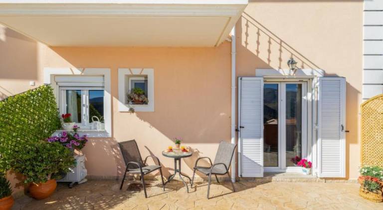 Holiday apartment with terrace | Good for workation | Pets allowed — photo 3