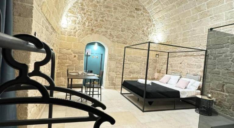 Amale Suite 25 Medioevo Design — photo 4