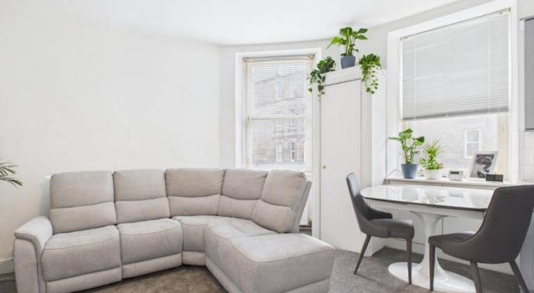 Charming rental apartment | Pets are welcome in Edinburgh