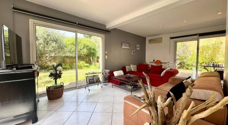 Villa with 1 room for 6 persons — photo 3