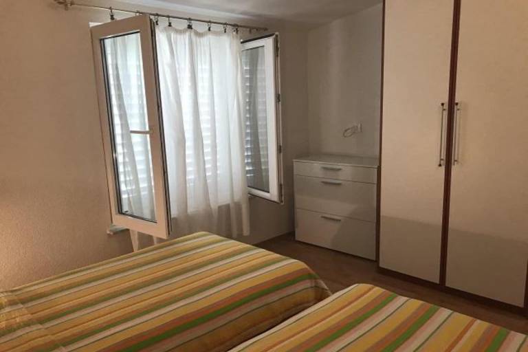 Rental apartment with barbecue & patio — photo 5