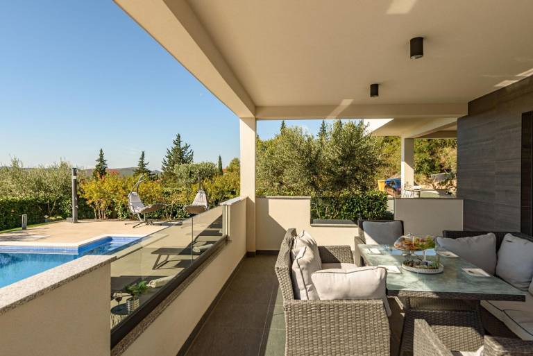 Ample villa with pool | Dogs allowed — photo 5
