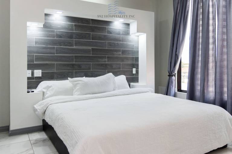 Apartment  Campbellville