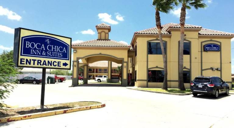 Boca Chica Inn and Suites — photo 2