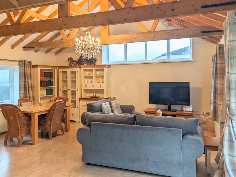 Cottage with garden | River view — photo 4