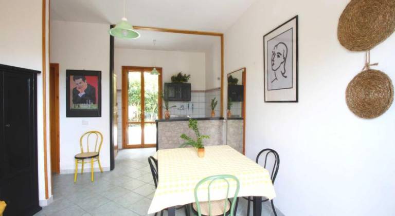 House with 2 rooms for 6 persons — photo 2