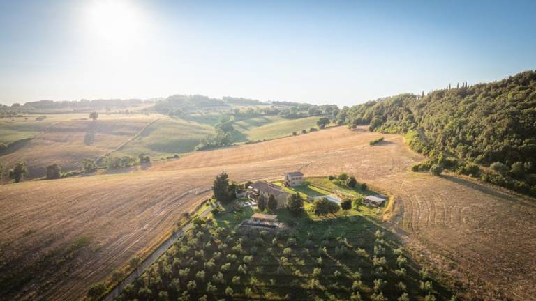 Farmhouse Pomarance