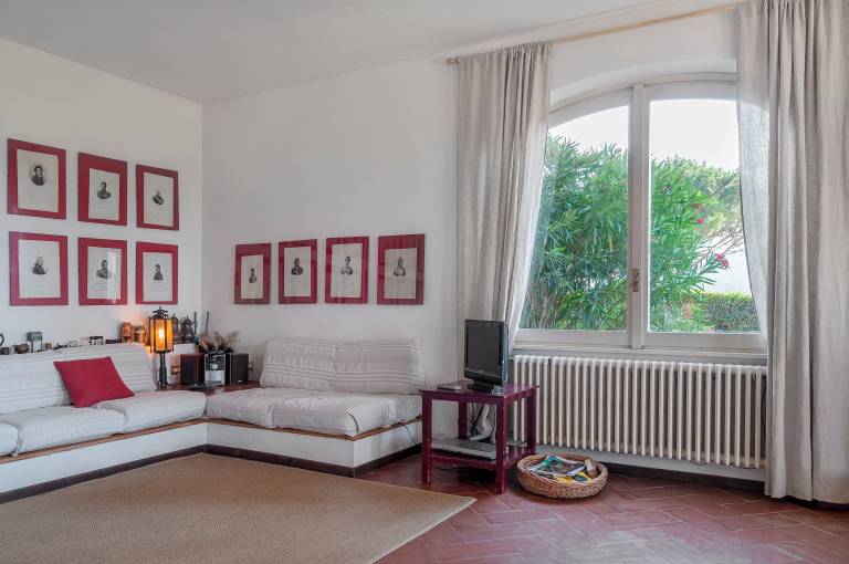 Il Grifo – Cozy Apartment with Sea View, Private Garden and Wi-Fi — photo 5