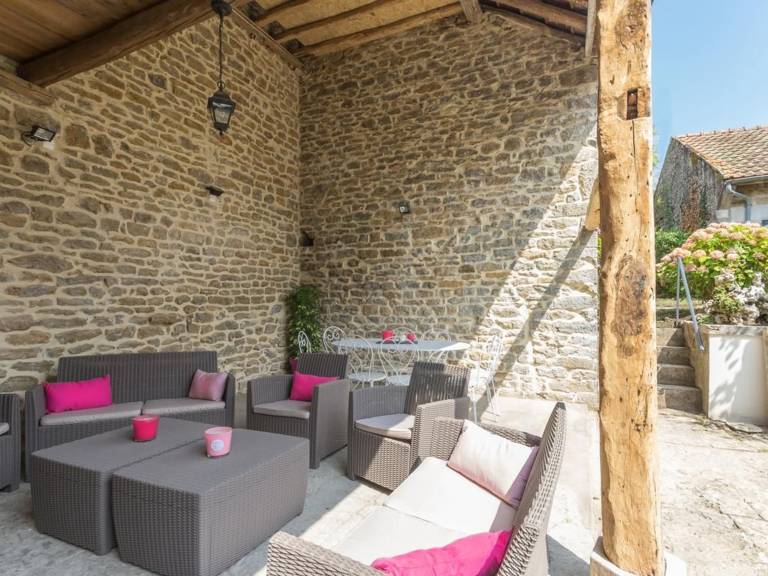 Charming renovated house in medieval heart, pets allowed — photo 2