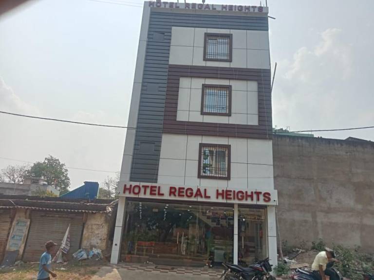 Hotel Regal Heights — photo 5