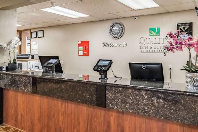 Quality Inn & Suites Vancouver north — photo 4