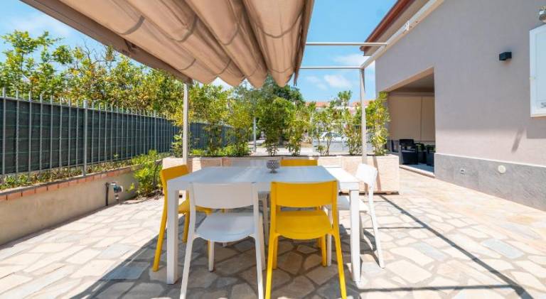 Villa | Beach nearby | Pets are welcome — photo 4