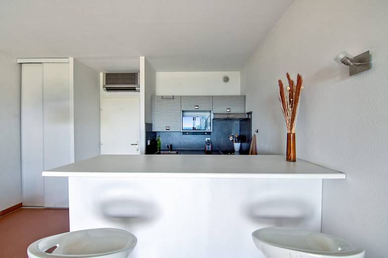 Studio with patio | Sea view | Suitable for remote work — photo 5