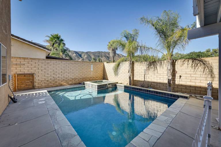 House  Lake Elsinore